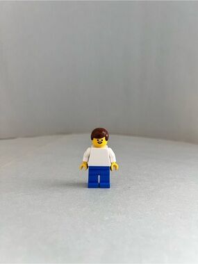 LEGO Sports Soccer Player White/Blue Team Player 1 Minifigure